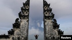 Čuvena "Vrata raja", Bali, fotoarhiv