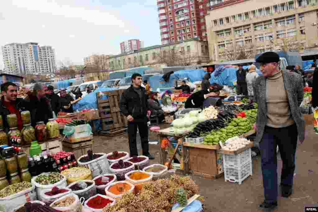 Bakının Yaşıl bazarından lövhələr #20