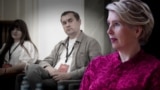 Кіраўнік фонду BySol Андрэй Стрыжак, мэдыяэкспэртка Ірына Сідорская. Ілюстрацыйны каляж 