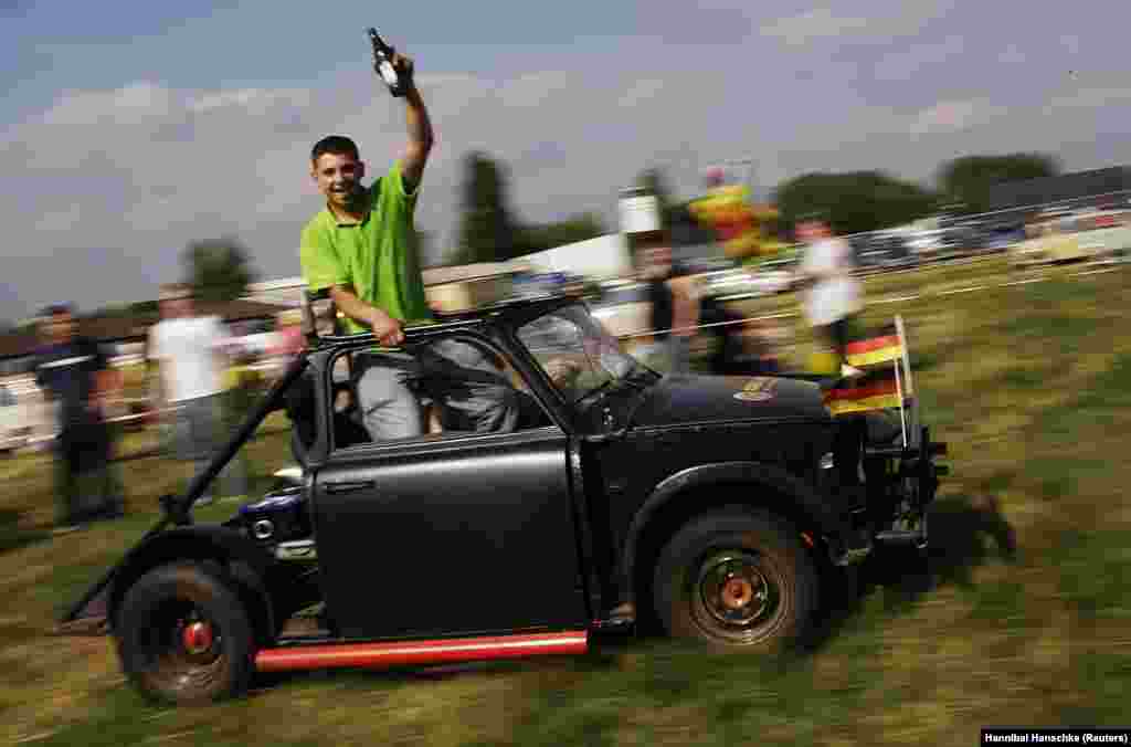 As memories of Stasi repressions faded, the Trabant gained new popularity, and Trabant clubs were formed across the world.