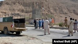 آرشیف، عکس جنبه تزئینی دارد