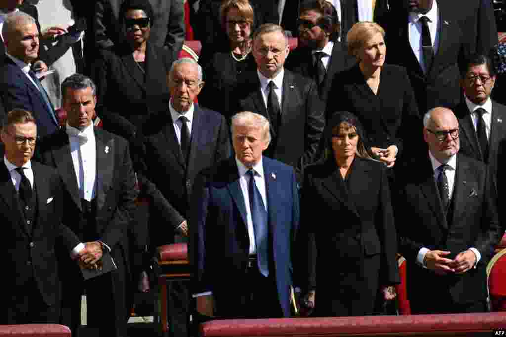 Американскиот претседател Доналд Трамп со првата дама Меланија Трамп