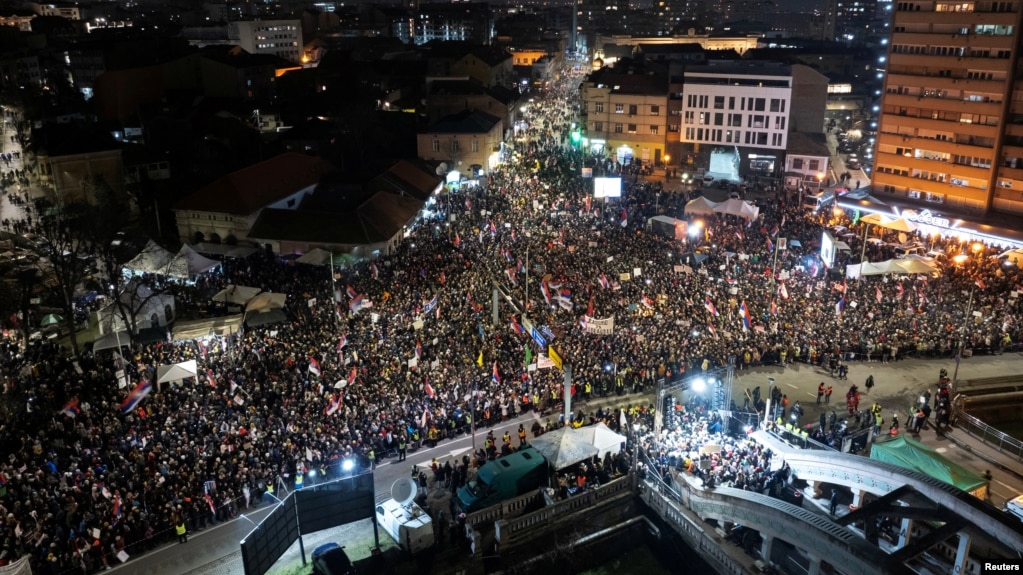 U Kragujevcu, četvrtom po veličini gradu u Srbiji, bila je blokirana najprometnija ulica, Lepenički bulevar, 15. februar 2025.