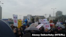 Демонстрация феминисток и ЛГБТ-активистов в Варшаве (6 марта 2016 года) 