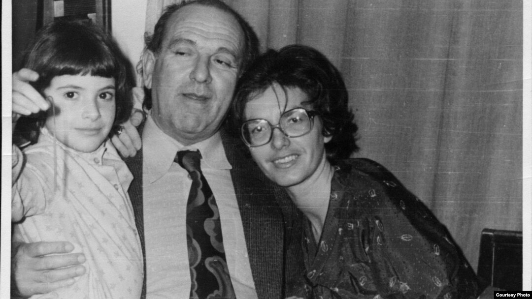 Gheorghe Ursu și familia. imagine de arhivă.