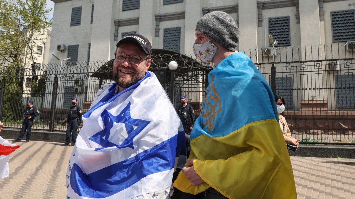 біля посольства Росії відбувся мітинг солідарності з Ізраїлем (фото)
