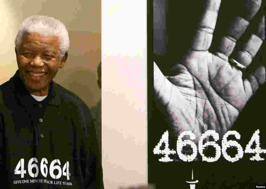 Nelson Mandela najavljuje "46664" koncert u Johannesburgu, 10. oktobar 2007. 