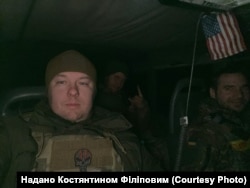 Костянтин Філіпов з побратимами, березень 2022 року