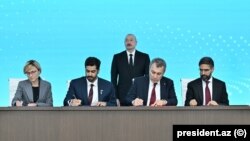 Bakı Enerji Həftəsi çərçivəsində maliyyə dəyəri 8 milyard dollara yaxın olan müqavilələr imzalanıb.