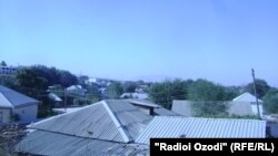 Tojikistonning Ko‘lob shahrida qarshiliklar istiqomat qiladigan Tomoshatepa mahallasi.