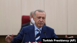 Թուրքիայի նախագահ Ռեջեփ Էրդողանը ելույթ է ունենում Հյուսիսային Կիպրոսի խորհրդարանում, Նիկոսիա, 19-ը հուլիսի, 2021թ.