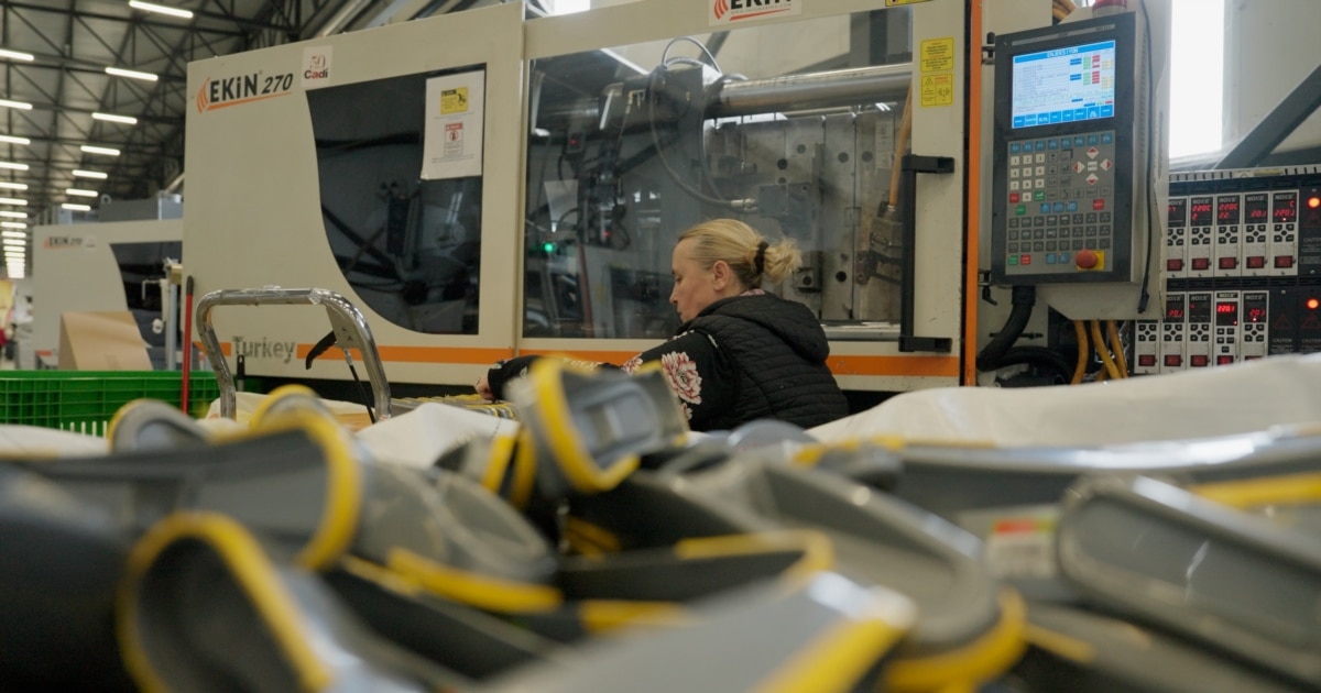  100  shtrenjtim   Nafta godet rëndë bizneset në Kosovë