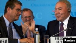 Нурсултан Назарбаев и генеральный директор ВТО Роберто Азеведо. Женева, 27 июля 2015 года