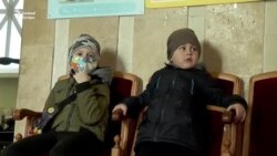 Külföldre menekítik a rákbeteg gyerekeket Ukrajnából