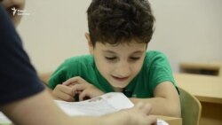 Детей сирийских беженцев не берут в школы