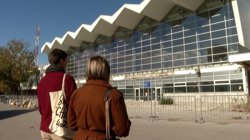 "Zemra më dhemb": Një vit prej incidentit vdekjeprurës në Novi Sad