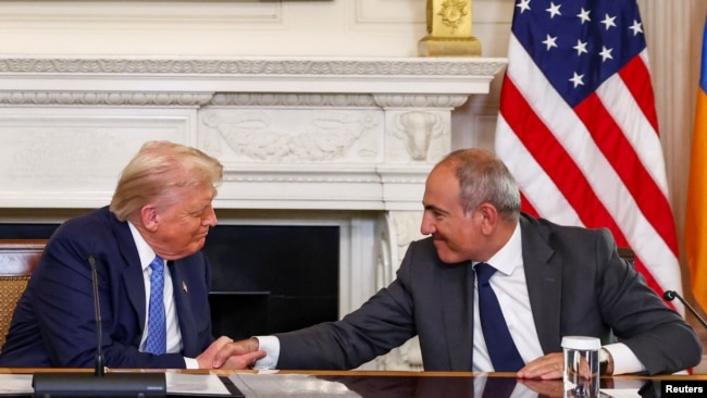 Donald Trump și Nikol Pașinian, la semnarea acordurilor la Casa Albă