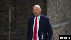 Ministrul britanic al apărării, John Healey.