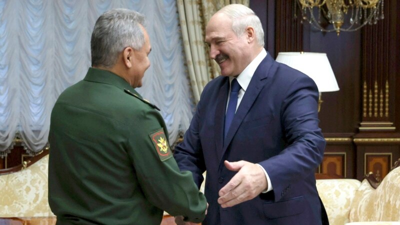 Lukashenka Tells Shoigu That Belarus Needs Security Guarantees From Russia