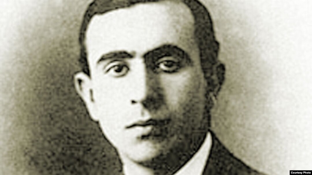 Марк Леви, 1920-е?