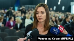 Veronica Dragalin și-a întrerupt cariera din Statele Unite și a revenit la Chișinău, în vara lui 2022, fiind numită la șefia Procuraturii Anticorupție pentru un mandat de 5 ani.