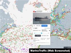 Сайтът MarineTraffic показва мястото, където САЩ превзеха танкера „Маринера“.