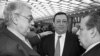  Слева направо: Егор Яковлев, создатель "Московских новостей", Владимир Гусинский, Аркадий Вольский
