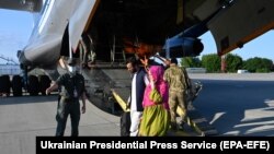 روند تخلیه شهروندان خارجی و متحدان افغان‌شان از کابل جریان دارد