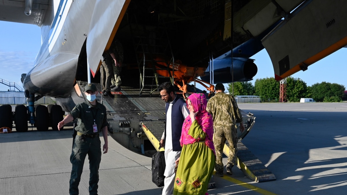 третій евакуаційний рейс із Кабула приземлився в «Борисполі»