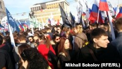 Студентов привели на митинг-концерт 