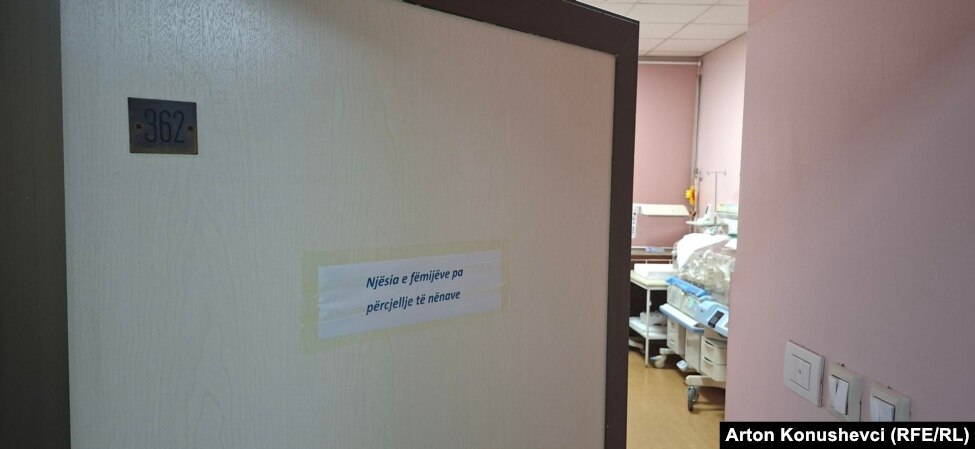 Hapësira e ndarë për fëmijët e braktisur.