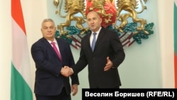 Виктор Орбан и Румен Радев: нынешний апрель принес одному разгром, а другому - победу на выборах