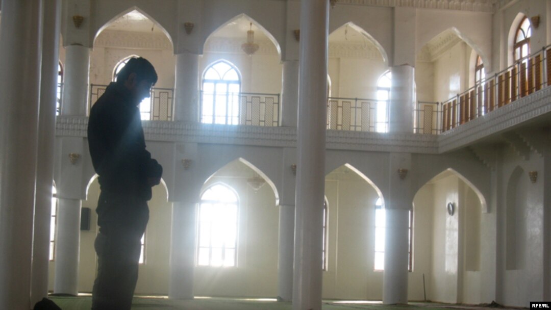It is unclear how many people Jamaat-ut Tabligh has recruited.