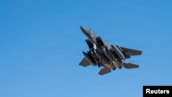 Një aeroplan luftarak amerikan. 