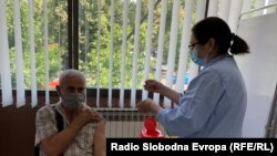 Вакцинација против ковид во Скопје