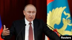 Владимир Путин на встрече с послами РФ. 19 июля 2019