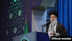 اقامه نماز جمعه توسط رهبر جمهوری اسلامی در ۲۷ دی ۱۳۹۸