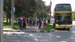 Venind acasă din Cehia, mai mulți migranți moldoveni au oprit în Suceava, să voteze