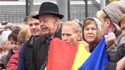 Sandu Supporters Rally As Moldovan Government Falls