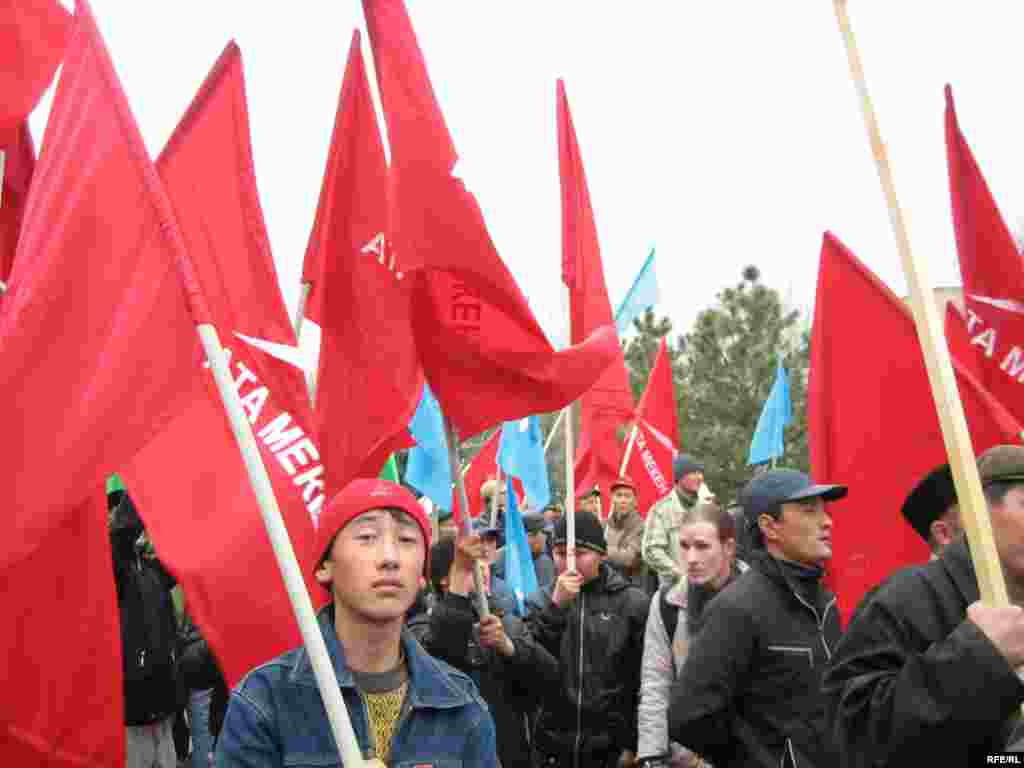 Kyrgyzstan - Protest action of opposition forces in Bishkek. 27March2009 