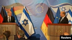 Olaf Scholz és Naftali Bennett közös sajtótájékoztatója Jeruzsálemben 2022. március 2-án
