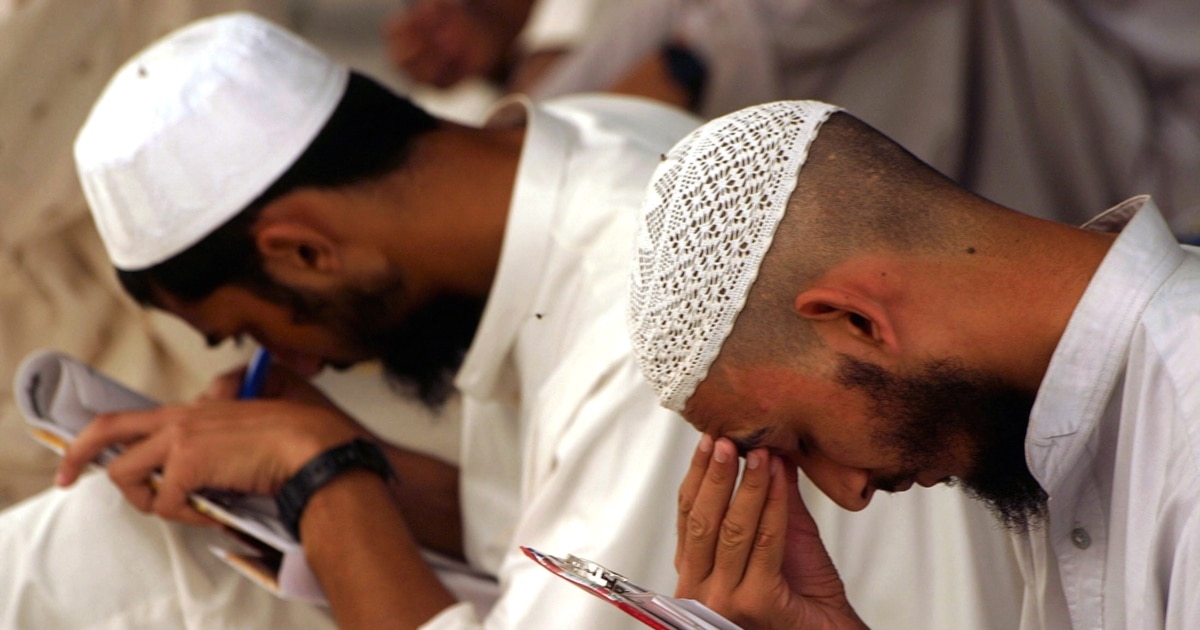 Жасырын камера өзін затпен ұрды