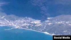 Вид на Туапсе из иллюминатора самолета, 29 апреля 2026 года
