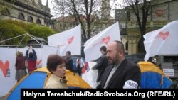 Галадоўка прыхільнікаў Цімашэнкі ў Львове, 25 красавіка 2012 г.