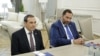 სტივ უიტკოფის მრჩეველი არიე ლაიტსოუნი (მარცხნივ) და TRIPP-ის საინვესტიციო ფონდის ხელმძღვანელი კონსტანტინ სოკოლოვი