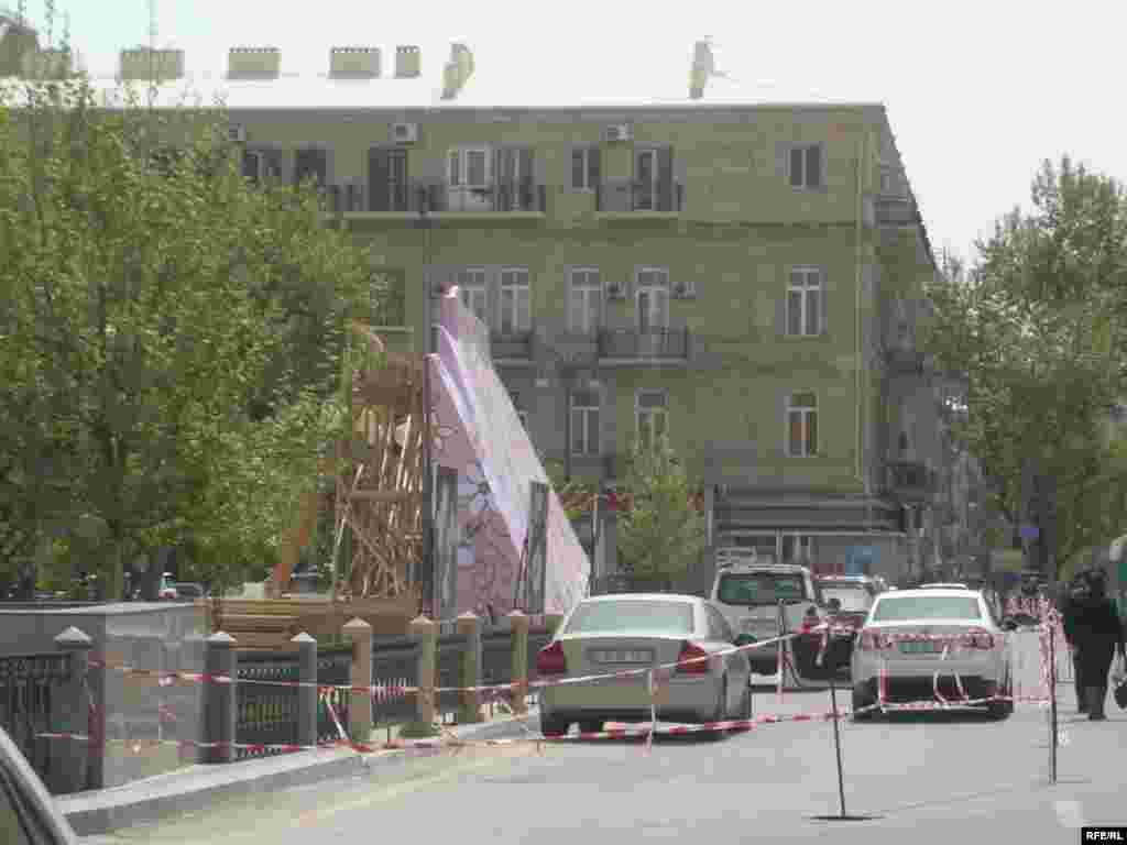 Bakıda gül bayramına hazırlıq gedir #27