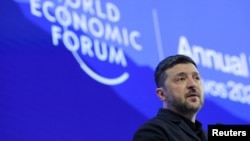 Президент України анонсував тристоронні контакти в Об’єднаних Арабських Еміратах після зустрічі посланців президента США Стіва Віткоффа і Джареда Кушнера в Кремлі з російським лідером Володимиром Путіним