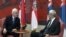 Presidenti Kroacisë, Ivo Josipoviq, dhe ai i Serbisë, Boris Tadiq, Beograd 18 korrik 2010 