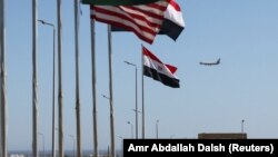 Zastave u egipatskom letovalištu Šarm el-Šeik pred međunarodni samit o Pojasu Gaze, 11. oktobar 2025.