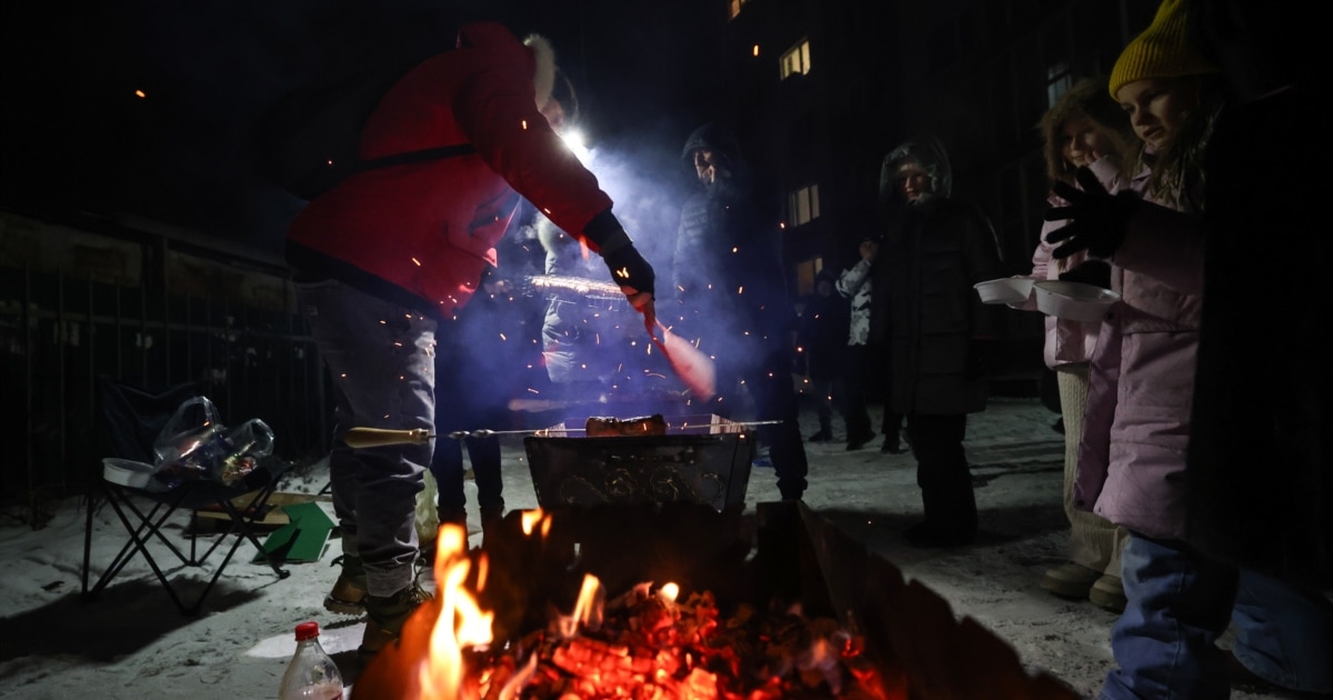 Block Parties, Street Barbecues In Kyiv As Russia Targets Energy Grid